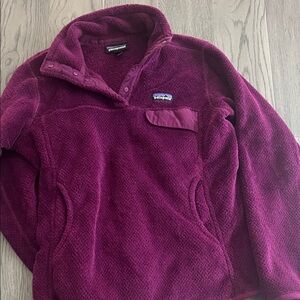 Women’s medium Patagonia Snap-T Fleece Pullover - Deep Wine